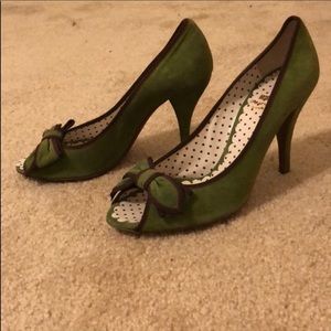 WILLING TO TRADE - TRADE VALUE $300